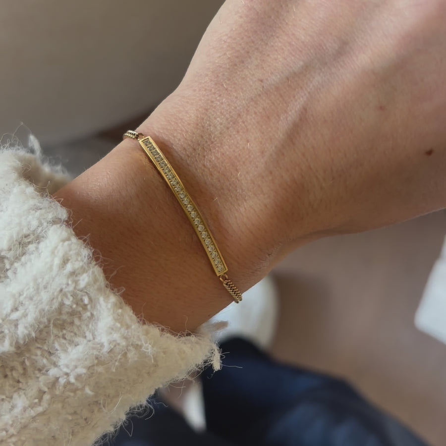 Lucy Gold White Bracelet